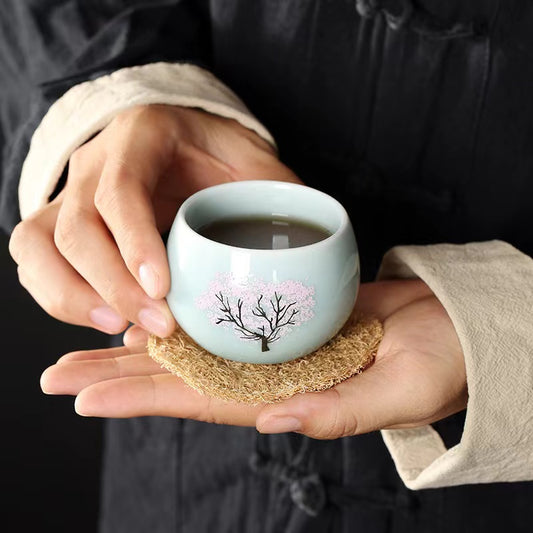 Cherry Blossom Teacup Turns Pink Flowers in Hot Water